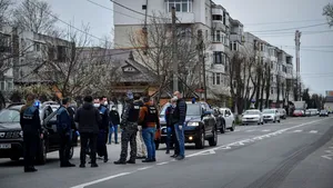 Gestul unui interlop din Caracal când a fost întrebat de poliţişti de declaraţia pe proprie răspundere