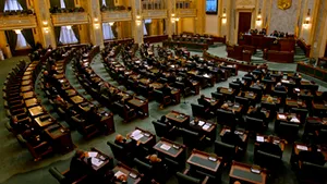 Magazin de suveniruri la Senat