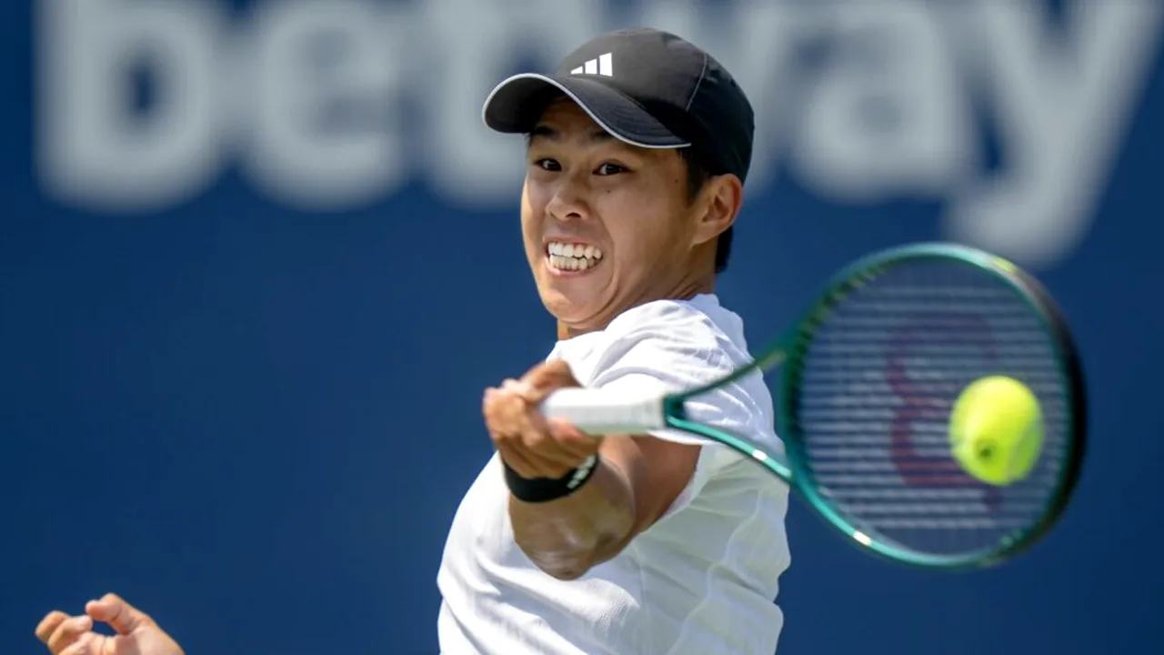 Learner Tien ajunge în prima finală ATP, după retragerea lui Medvedev, la turneul de la Beijing