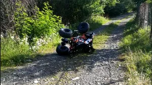 Doi copii, transportaţi la spital după ce au căzut de pe ATV