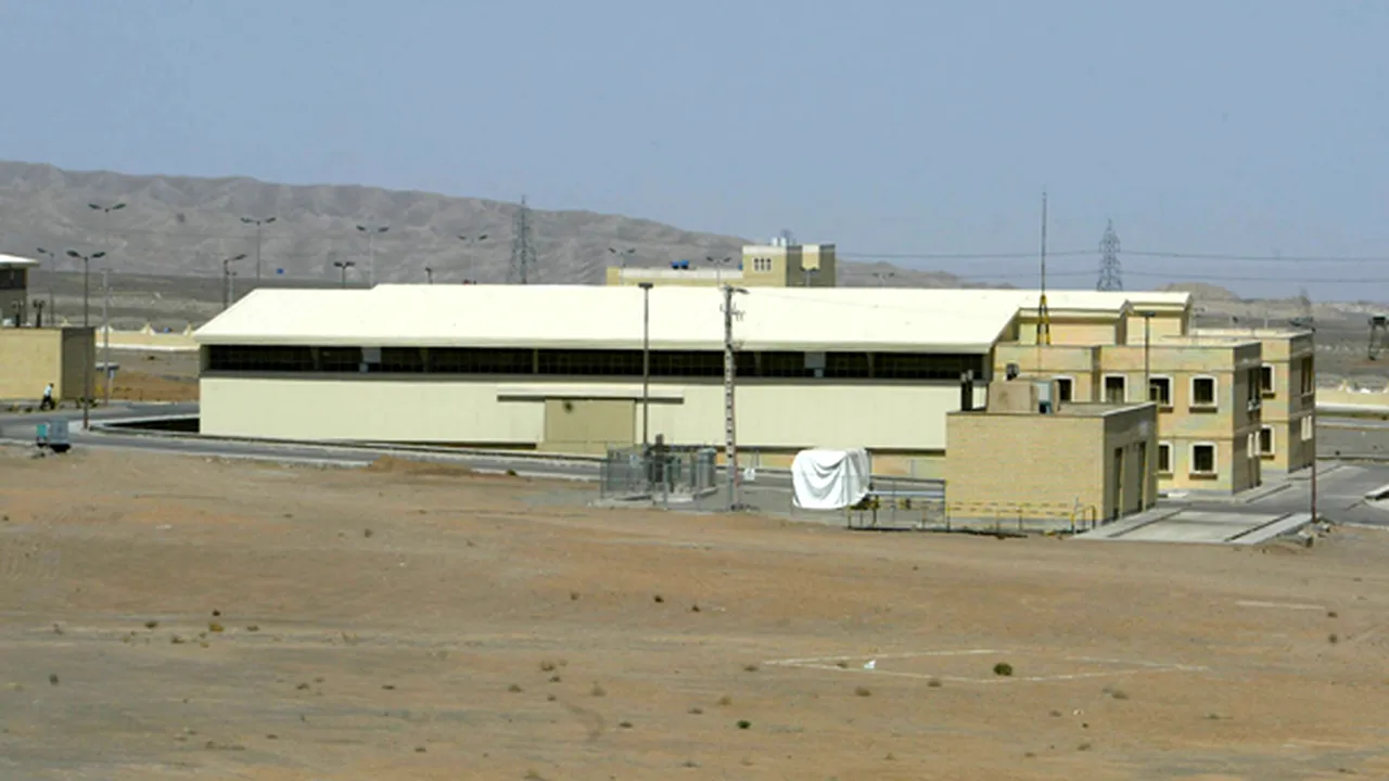Iranul a lansat procesul de îmbogăţire a uraniului la 20 la sută
