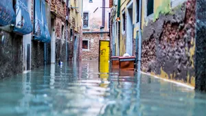 Veneţia, îngenuncheată de al doilea val de inundaţii din ultimele zile