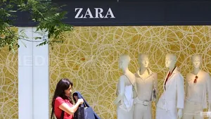 Zara deschide în aprilie un magazin online în România