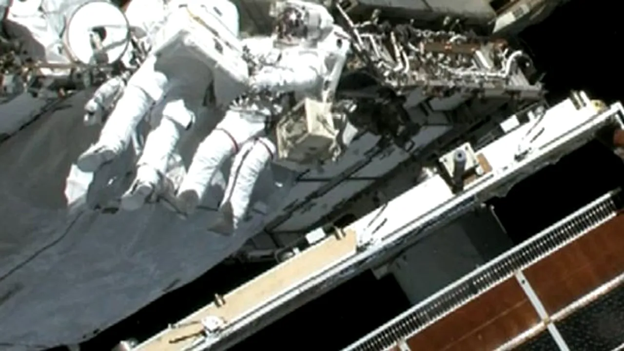 1-iss-astronauti-afp 