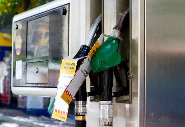 ANALIZĂ Ce se scumpește din 1 ianuarie. Lista accizelor și taxelor ce intră în vigoare