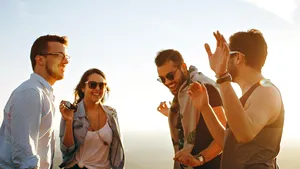 Descoperă 3 modalităţi eficiente de comunicare cu oamenii din jurul tău