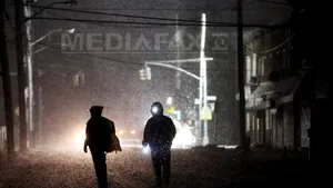 Peste 700.000 de locuinţe nu au energie electrică în Nord-Estul SUA