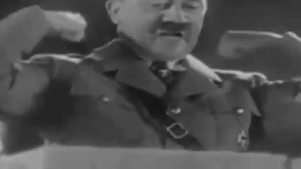 Clipul publicitar cu Hitler care a stârnit FURIA comunităţilor evreieşti. Cum au PROMOVAT turcii un şampon folosindu-se de imaginea fostului dictator - VIDEO