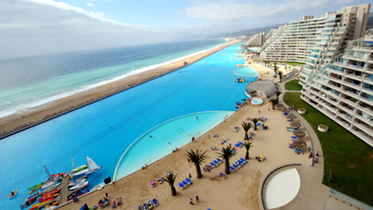 Piscina cea mai mare din lume se află în Chile