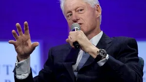 Bill Clinton ar vedea o femeie la Casa Albă: Ar fi bine şi pentru lume şi pentru America. Nu ştiu dacă Hillary va candida la preşedinţia SUA