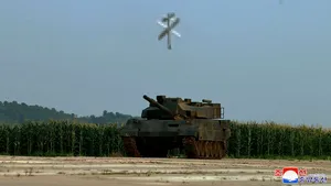 Coreea de Nord a prezentat noi drone de atac sinucigaşe, în timp ce cursa pentru aceste arme se înteţeşte