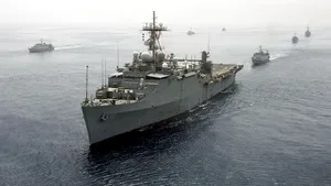 Distrugător american, vizat, în Marea Roşie, de un nou atac cu rachete lansate din Yemen