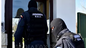 Percheziţii în Constanţa, în dosarul în care Radu Mazăre este cercetat pentru corupţie. Primarul spune că nu ştie nimic despre percheziţii: Nu ştiu ce vor să găsească