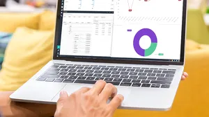 Old Team Distribution: „Senior Software ne-a permis să ne păstrăm flexibilitatea și viteza de reacție în fața schimbărilor din piață”
