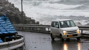 Trei militari americani, luaţi de valuri în Japonia, afectată de un taifun puternic