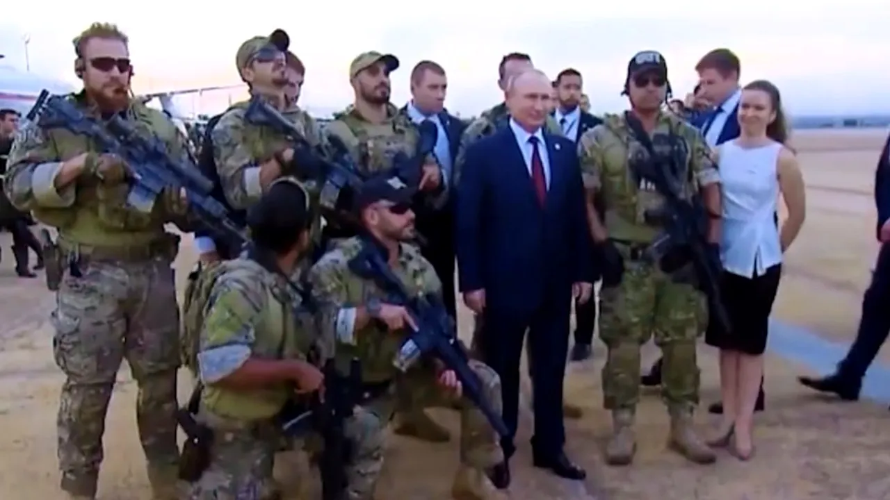 Vladimir Putin s-a pozat cu trupele speciale care l-au apărat în Brazilia 