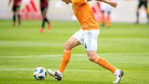 Philippe Senderos, fostul jucător de la Arsenal, şi-a anunţat retragerea din activitate