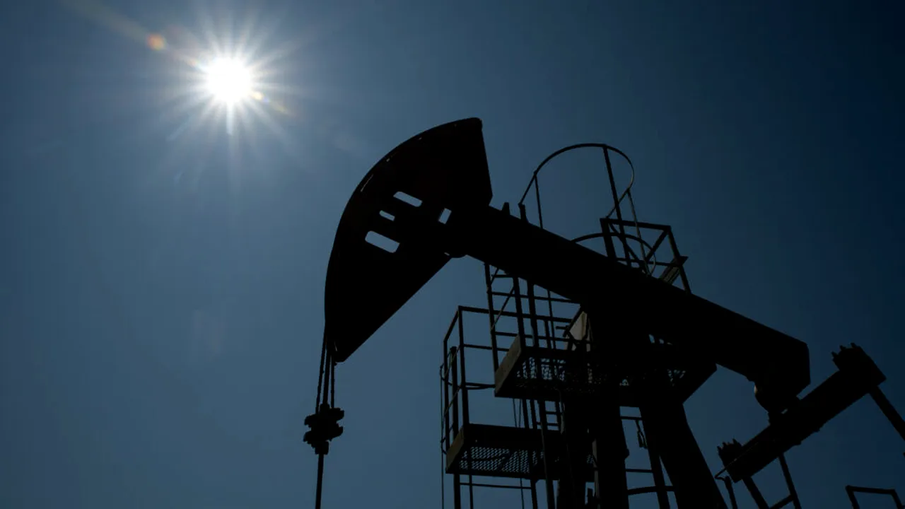 Prețul petrolului scade după ce Trump anunță progrese în negocierile cu Iranul