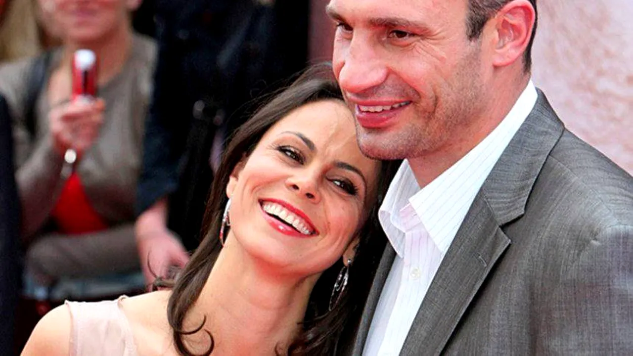 Primarul Kievului, Vitali Klitschko, anunţă divorţul de soţia sa, Natalia