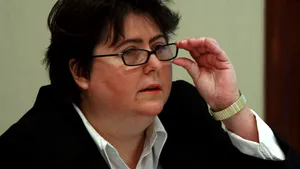 Alina Mungiu Pippidi: „Avem lideri care se pricep la politica europeană? Aceasta este întrebarea. Cât valorează cuvântul lui Bode în Europa, el care este acuzat de plagiat?”