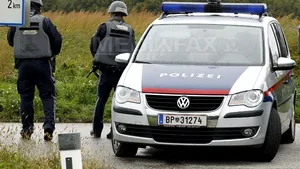 Femeia ţinută captivă 10 ani într-o baracă. Ministerul de externe: Autorităţile italiene nu ne-au notificat/ Oficial român trimis în localitatea Lamezia-Terme