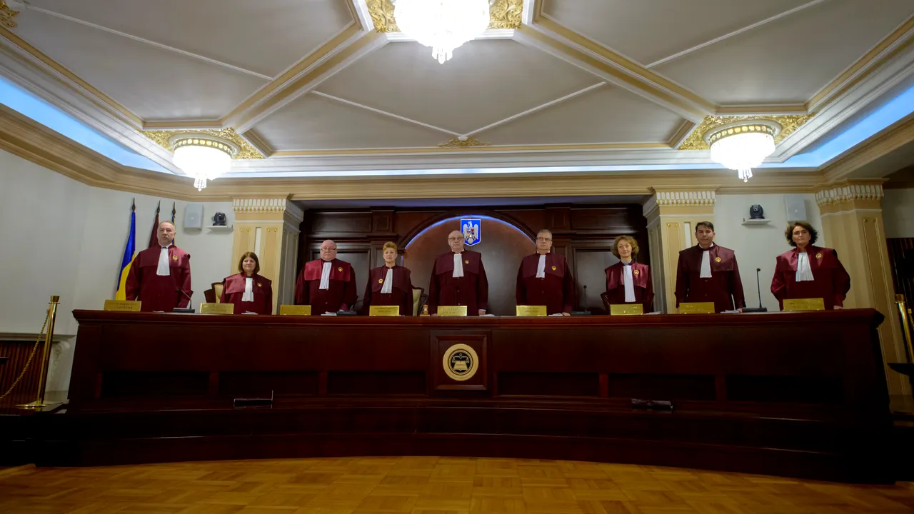 CCR dezbate pe 31 ianuarie sesizarea ÎCCJ referitoare la sporul de pedeapsă condamnaţilor fugari