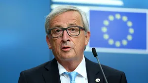 VIDEO | Juncker, atac fără precedent la adresa membrilor PE din cauza absenteismului: 