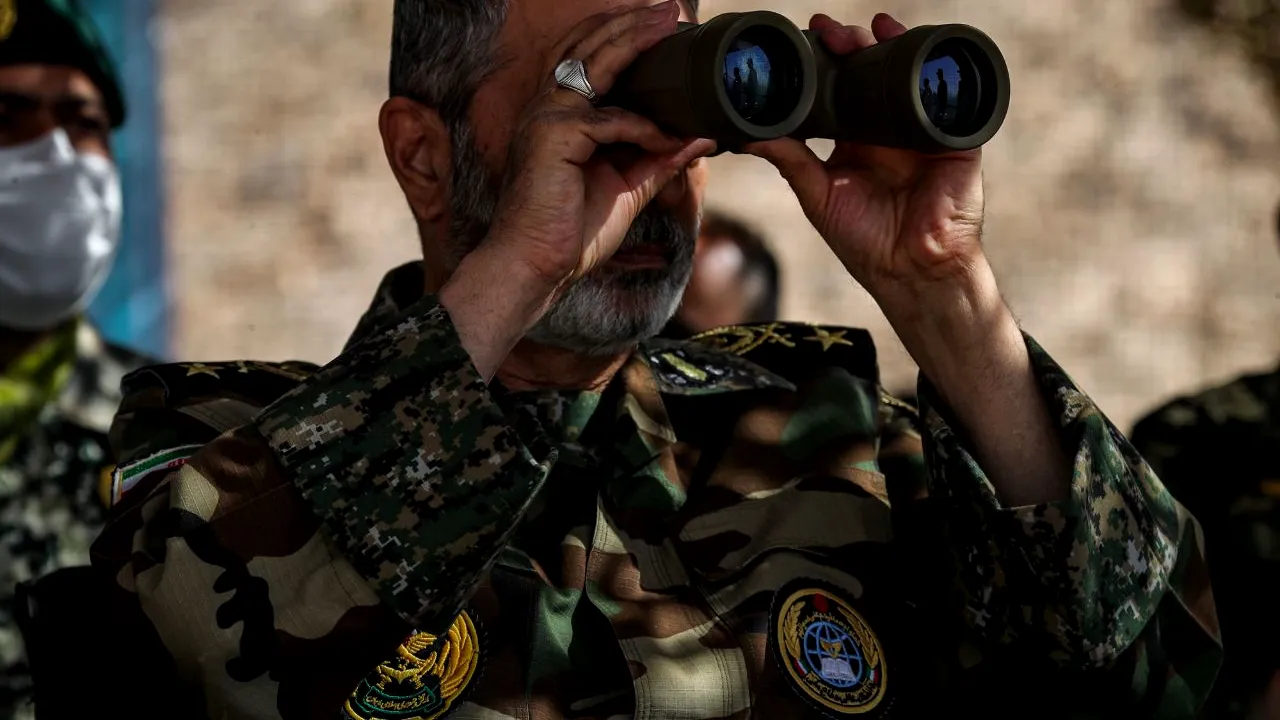Iranul organizează exerciţii militare lângă graniţele cu Armenia şi Azerbaidjan, menite să transmită un mesaj de „pace şi prietenie” 