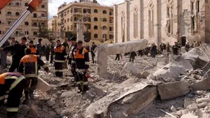 Peste 100.000 de morţi de la începutul revoltei în Siria