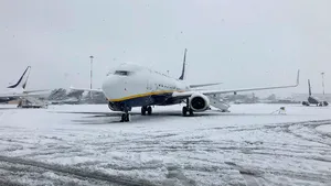 Mai multe curse de pe Aeroportul Ciampino din Roma decolează cu întârzieri spre România din cauza vremii | FOTO, VIDEO