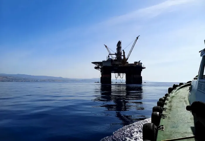 Breaking News ANRMPSG a respins prelungirea cerută de Lukoil Overseas a acordului de concesiune a perimetrului Trident din Marea Neagră. Prima reacție a companiei deținută de gigantul petrolier