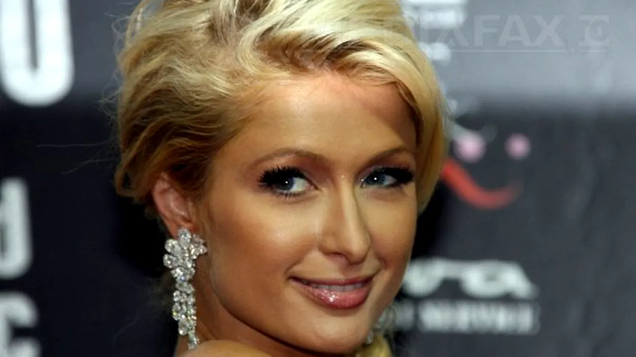 Paris Hilton, reţinută în Africa de Sud, după ce a fumat marijuana pe stadion - VIDEO
