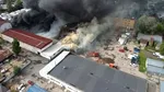 Incendiu de amploare la un depozit din Capitală / A fost emis mesaj RO-Alert