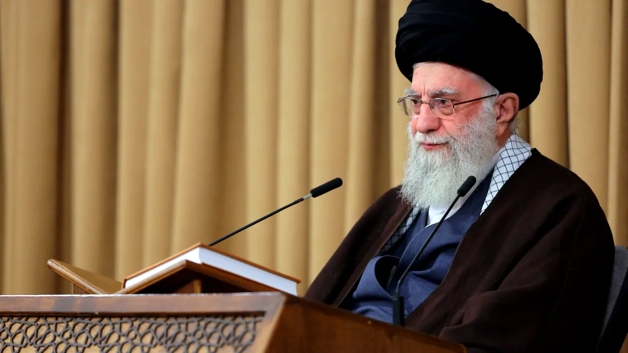 COMENTARIU Lelia Munteanu: Un bucheţel de rachete la aniversarea Ayatollahului Khamenei