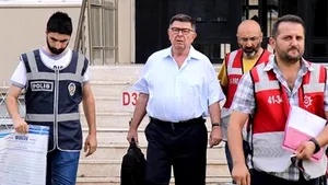 Regimul Erdogan, campanie de epurare în presă. Autorităţile din Turcia au emis mandate de arestare pentru alţi 47 de jurnalişti