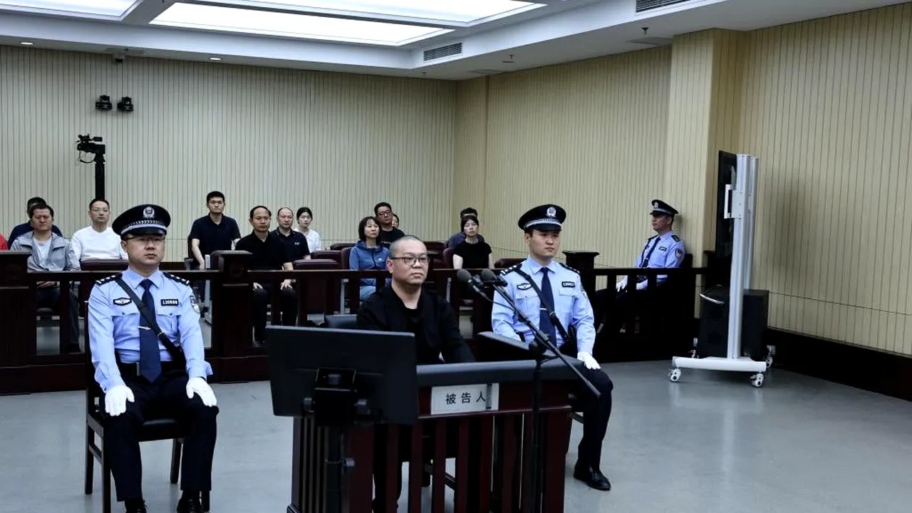 China pronunţă o rară condamnare la moarte a unui fost bancher 