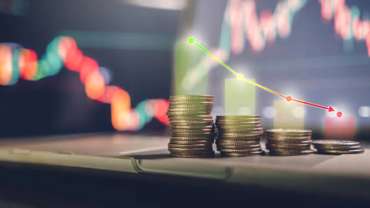 INS: Au scăzut investițiile nete realizate în economia națională