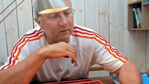 Comoara din pivniţă: Doi tineri din Franţa au descoperit în subsolul propriei case o oală cu bani de aur ascunsă în timpul Revoluţiei