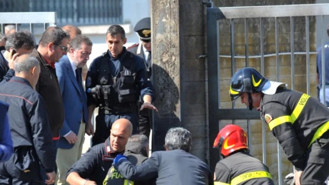 Atentatul cu bombă din Italia: Un suspect şi fratele său, interogaţi de anchetatori