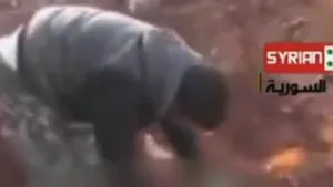 Rebelii sirieni promit pedepsirea severă a abuzurilor, după imaginile video care prezintă un act de eviscerare