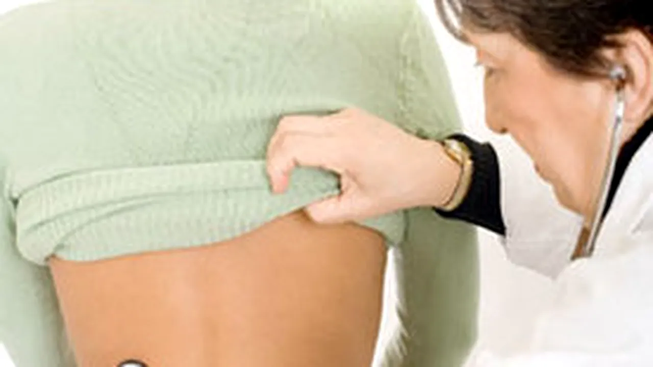 Studiu: Infecţiile cu HPV şi cancerul de col uterin pot fi prevenite cu vaccinul anti-HPV