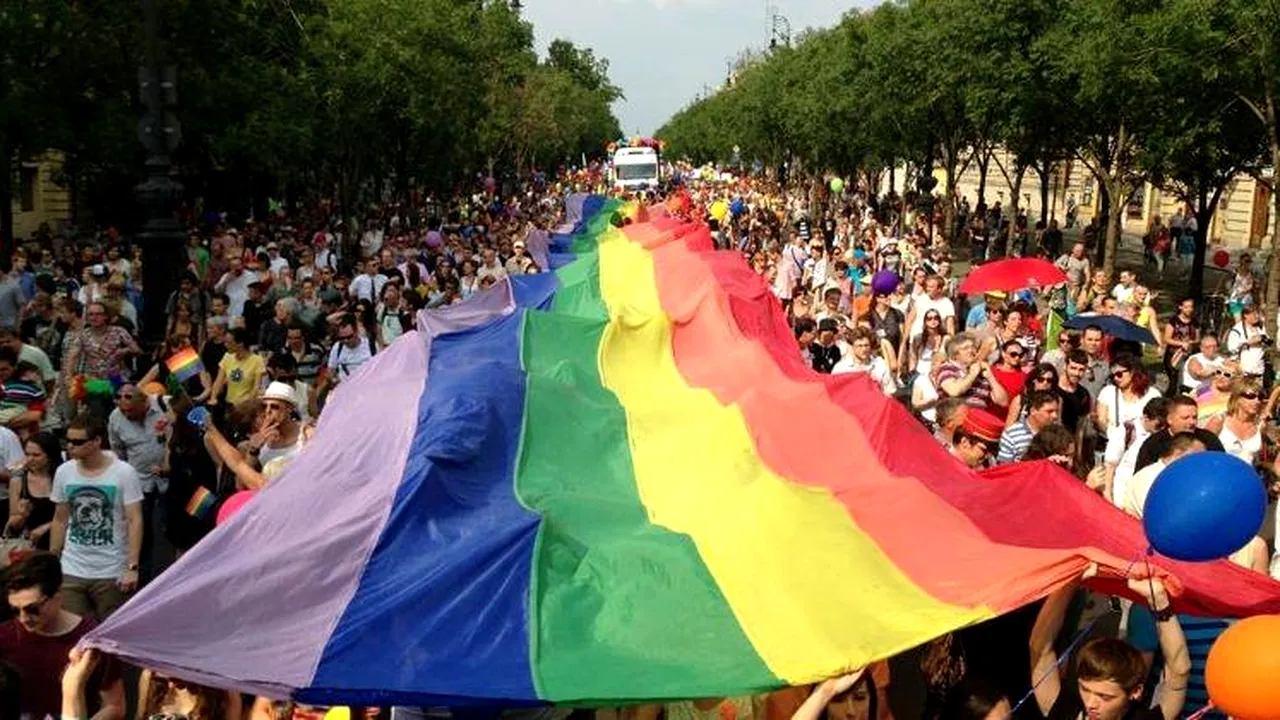 Continua lupta culturală din Ungaria. Comunitatea LGBT anunţă o paradă cu zeci de mii de persoane