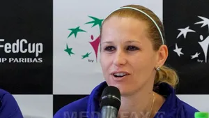 Alina Cercel-Tecşor: Suprafaţa de joc este bună, ne avantajează