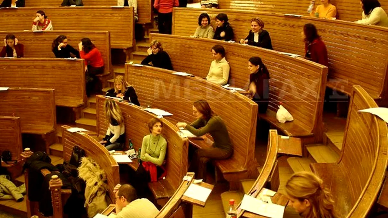 Peste 3.300 de locuri au rămas libere la universităţile din Timişoara după prima sesiune de admitere