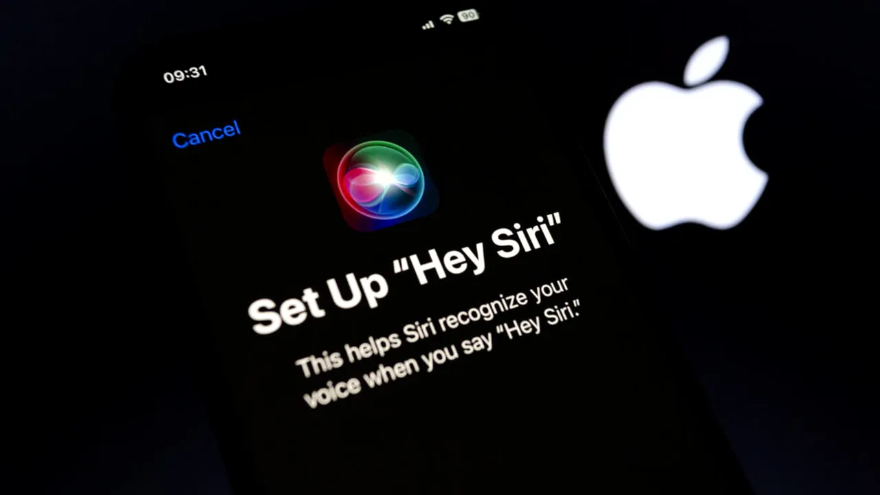 Apple ar putea lansa un Siri conversaţional avansat abia în 2027