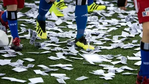 Cât au cheltuit cluburile de fotbal pe comisioanele agenţilor. Răspunsul dat de FIFA