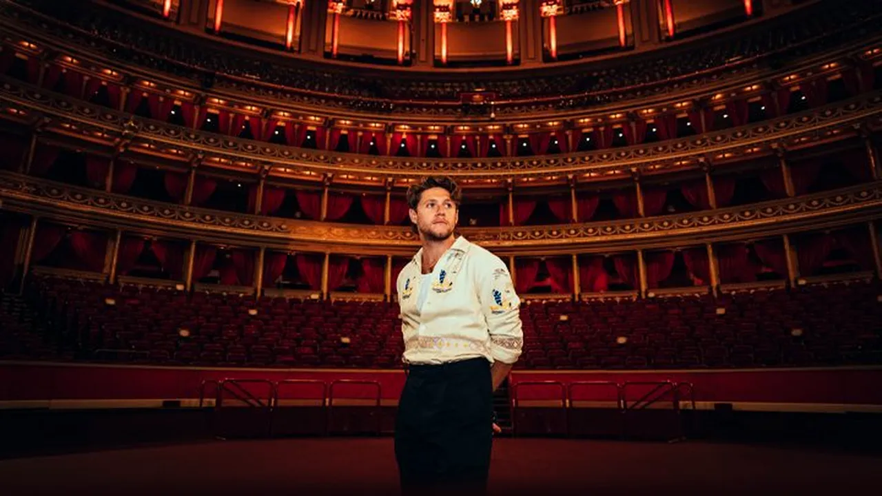 Niall Horan cântă la Royal Albert Hall pentru cei rămaşi fără job din cauza pandemiei