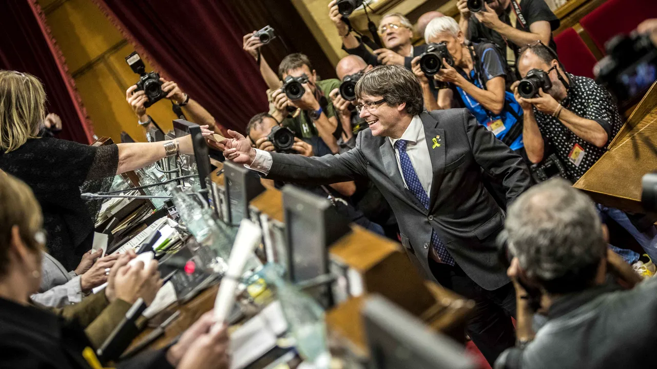 O ţară din UE vrea să-i ofere azil politic liderului separatiştilor din Catalonia: „Întrebarea este în ce măsură va avea un proces echitabil” în Spania