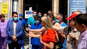 Protest la Institutul de Urologie şi Transplant Renal din Cluj. Medicii sunt nemulţumiţi de planurile Ministerului Sănătăţii