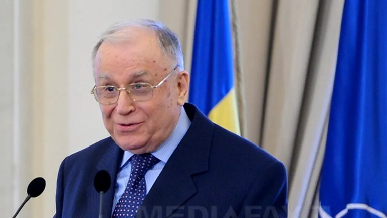 INTERVIU - Iliescu: Aderarea la NATO, parte din proiectul strategic al României post-revoluţionare